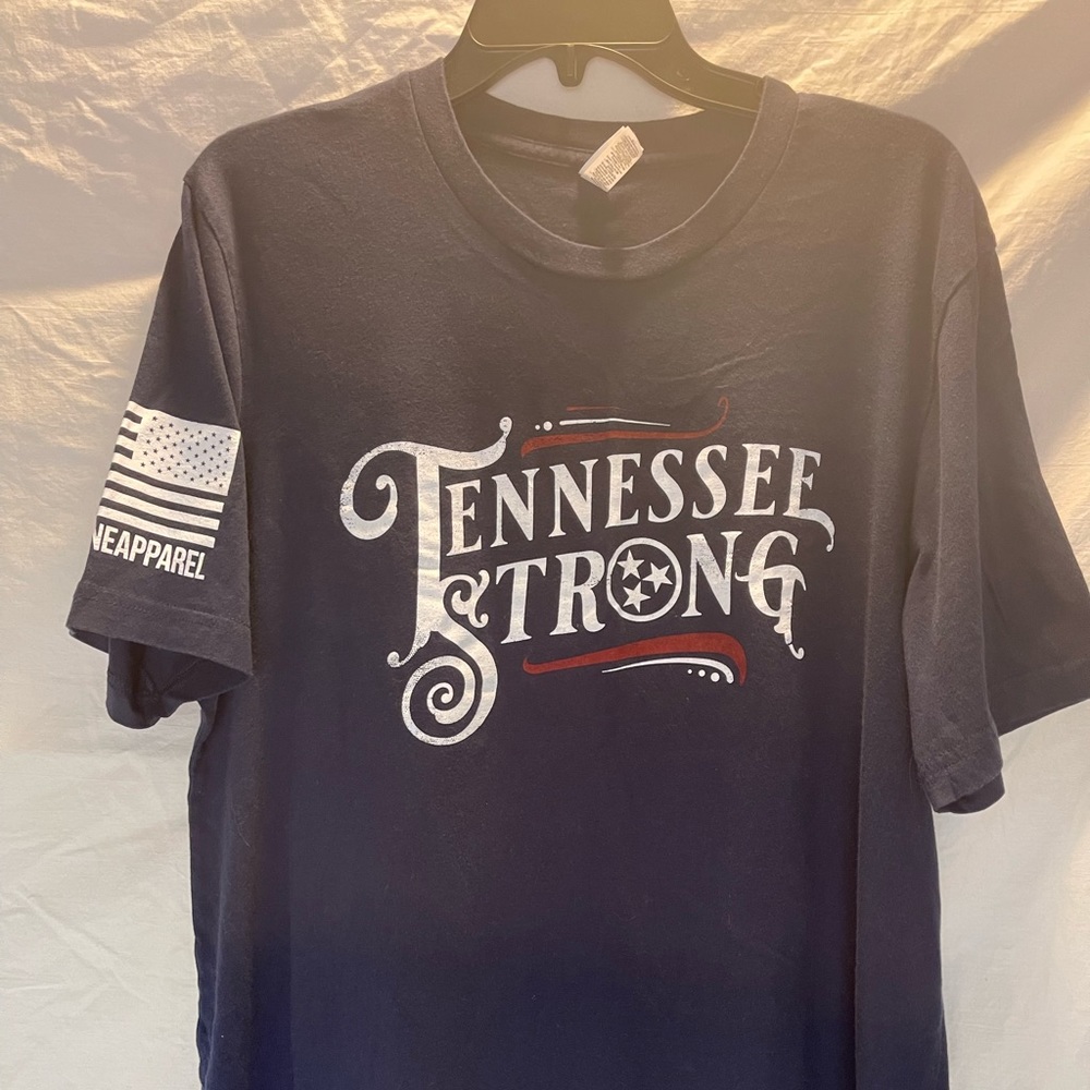Nine line T-shirt